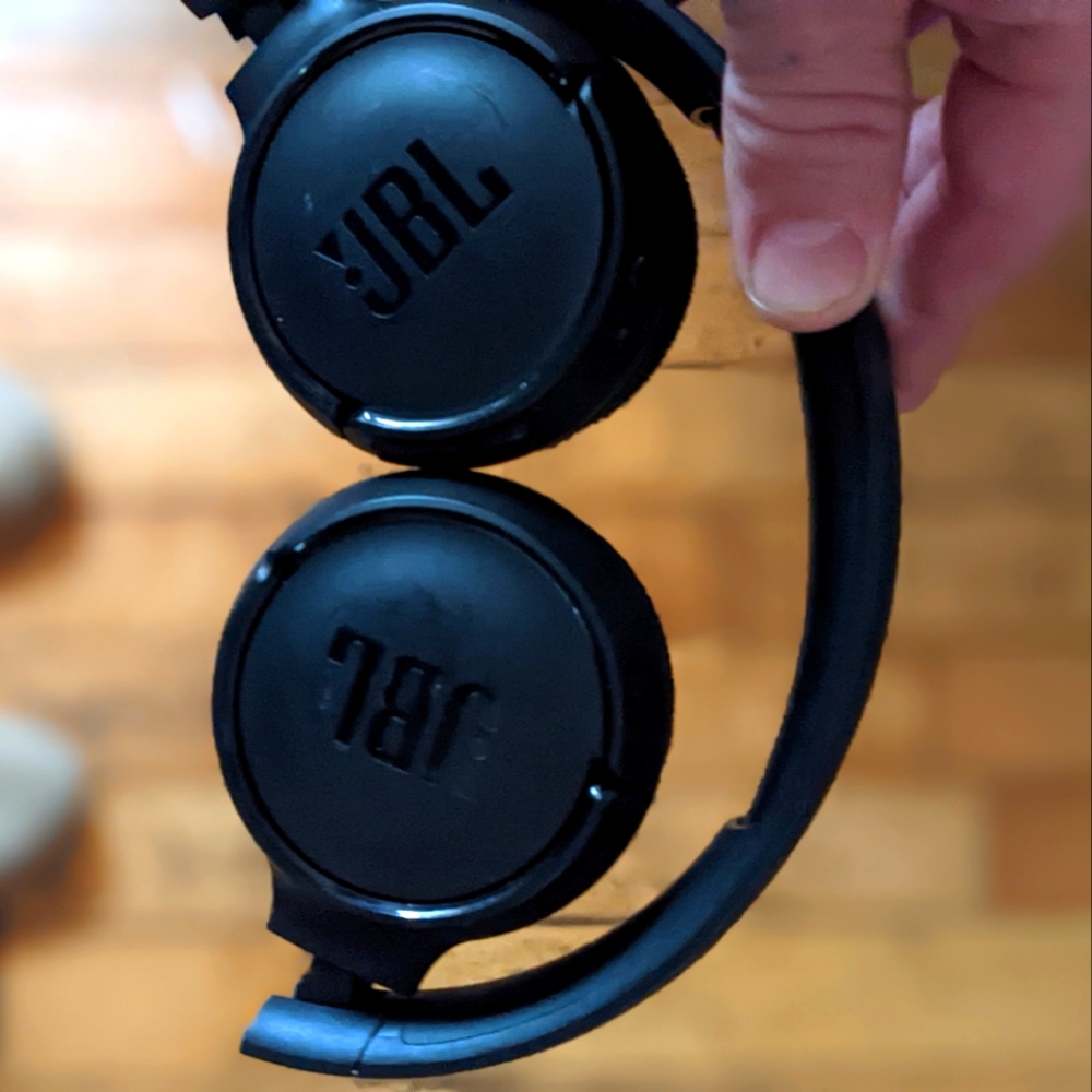 JBL Tune 510 BT wireless headphones